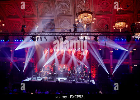 Jools Holland big band événement au jardin d'hiver de Blackpool pour BBC Television show sur la scène du stade intérieur salle de bal piano Banque D'Images