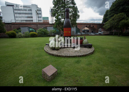 Un monument à l'Ananas à Manchester, Angleterre, où il a été inventé. Banque D'Images