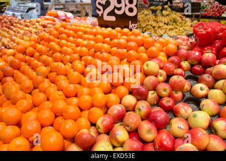 Fruits frais à vendre dans un supermarché australien woolworths à Sydney, en Australie Banque D'Images