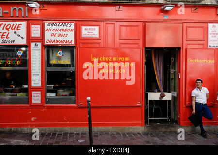 Mi va Mi Kosher restaurant du Moyen-Orient, le quartier juif, Le Marais, Paris, France. Banque D'Images