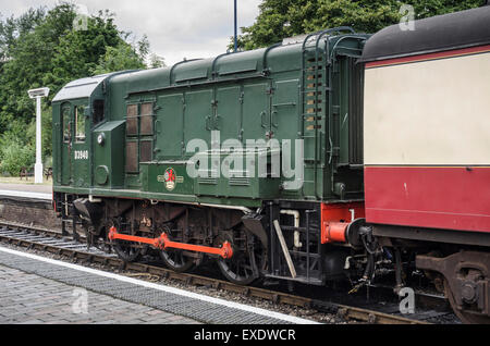 British Railways 0-6-0 véhicule rail-D3940 (BR classe 08, 08772) que la station pilote à Sheringham sur le chemin North Norfolk Banque D'Images