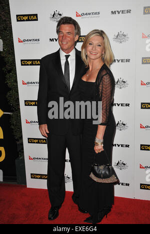 LOS ANGELES, CA - le 22 janvier 2011 : Olivia Newton-John & mari John Easterling au 2011 G'DAY USA Black Tie Gala au Hollywood Palladium. Banque D'Images