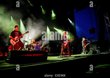 Kitchener, Ontario, Canada. 11 juillet, 2015. Groupe de rock américain Soundgarden effectuée à Big Music Fest à Kithener, de l'Ontario, les membres de la bande : CHRIS CORNELL, KIM THAYIL, BEN SHEPHERD, Matt Cameron © Igor Vidyashev/ZUMA/Alamy Fil Live News Banque D'Images