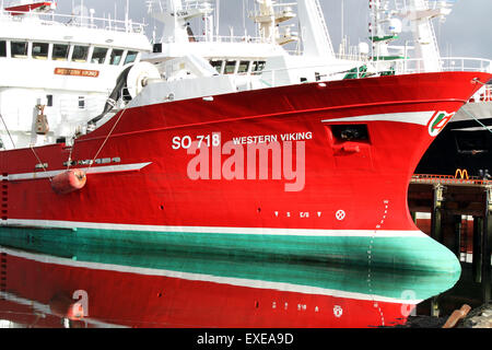 Western Viking amarré au port d'Kiilybegs Irlande Donegal County Killybegs Banque D'Images