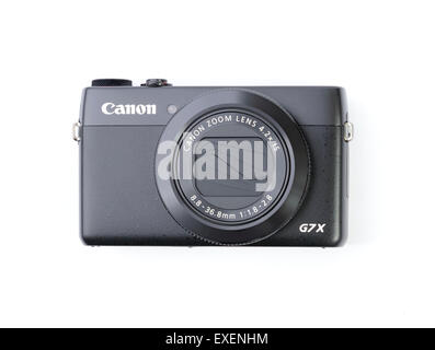 Canon PowerShot G7X appareil photo numérique compact isolé sur fond blanc Banque D'Images