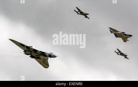 Yeovilton, Somerset, Royaume-Uni. 11 juillet, 2015. 11 Juillet 2015 : Yeovilton, Somerset, Royaume-Uni. La Royal Navy Air Yeovilton primé jour attire plus de 35 000 visiteurs, des UK/participation et l'appui militaire étranger de la grandes entreprises du secteur aéronautique. Credit : KEITH MAYHEW/Alamy Live News Banque D'Images