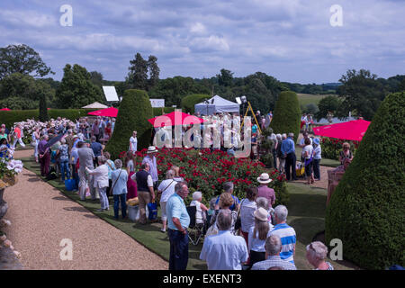 Antiquités Roadshow à Bowood House à Calne Wiltshire Banque D'Images