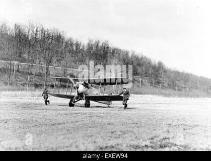 Cette image fait partie de la collection Ray Wagner, présentant une variété de photographies liées à l'aviation, capturant des moments historiques dans l'aviation et mettant en évidence les principaux développements dans l'industrie. Banque D'Images