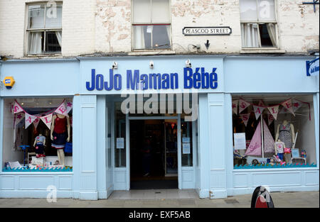 La JoJo maman bebe store sur rue Peascod à Windsor. Banque D'Images