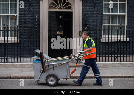 Les ministres arrivent à la première réunion du Cabinet après les élections au 10 Downing Street. Doté d''atmosphère : où : London, Royaume-Uni Quand : 12 mai 2015 Banque D'Images