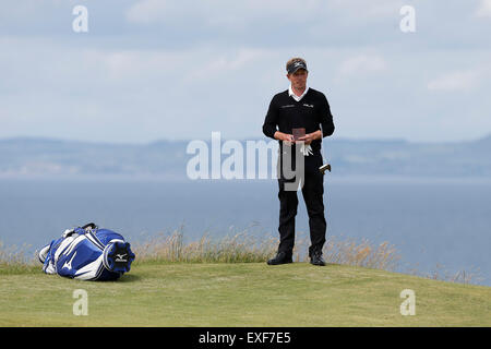 Club de Golf Gullane, Aberdeen, Ecosse. 11 juillet, 2015. Aberdeen Asset Management Scottish Open Golf Tournament, 3e tour. Luke Donald de l'Angleterre attend de putt © Plus Sport Action/Alamy Live News Banque D'Images