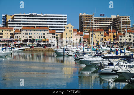 Dans la Marina de Vilamoura, Algarve, Portugal Banque D'Images