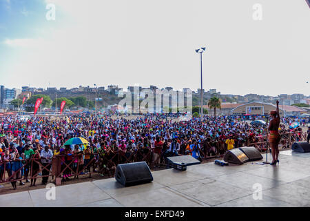 Praia, Cap Vert. 12 juillet, 2015, World music festival 'Ku Badja Sol' Crédit : António Gomes/Alamy Live News Banque D'Images