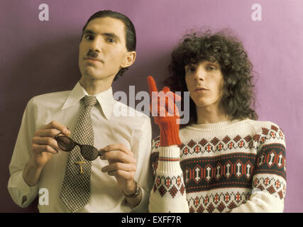 SPARKS UK pop groupe en 1974 avec les frères Ron Mael à gauche et Russell. Photo : Tony Gale Banque D'Images