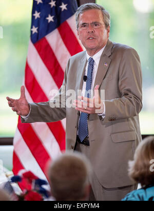 Ames, Iowa, USA. Le 13 juillet, 2015. Ancien gouverneur de Floride et candidat à l'élection présidentielle 2016 Jeb Bush parle lors de la Story Comté GOP le dîner. Crédit : Brian Cahn/ZUMA/Alamy Fil Live News Banque D'Images