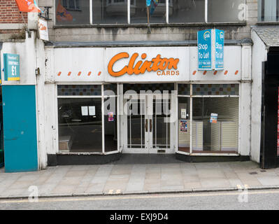 Clinton a fermé boutique, cartes, rue juif marché Penzance Cornwall en Angleterre. Banque D'Images