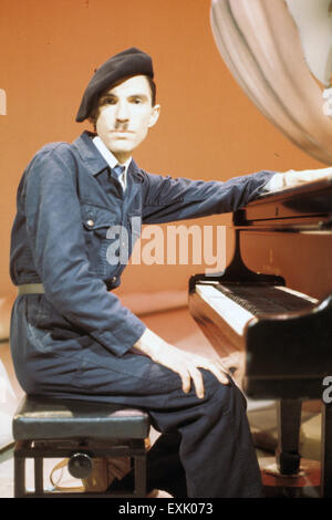 SPARKS American pop Group en 1974 avec Ron Mael. Photo : Tony Gale Banque D'Images