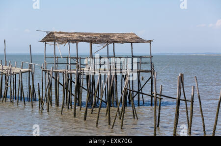 Très vieux quai délabré dans village de pêcheurs, comporta, Portugal Banque D'Images