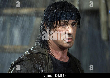 Rambo (également connu sous le nom de Rambo IV, John Rambo ou Rambo : La Lutte Continue) est un film d'action 2008 American-German réalisé, co-écrit par et avec Sylvester Stallone reprenant son célèbre rôle de guerre froide/vétéran du Vietnam John Rambo. Cette photo est pour un usage éditorial uniquement et est l'auteur de la société film et/ou le photographe attribué par le film ou la société de production et ne peut être reproduite que par des publications dans le cadre de la promotion du film ci-dessus. Un crédit obligatoire pour l'entreprise de film est nécessaire. Le photographe devrait également être portés lorsqu'il est connu. Banque D'Images