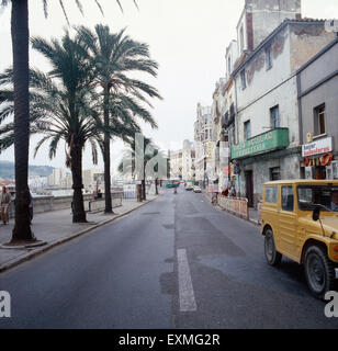 Unterwegs in der, 'Der stumme Exklave Ceuta, Espagne années 80 er Jahre. Sur le chemin dans l'enclave espagnole de Ceuta, Andalousie, Espagne 80. Banque D'Images