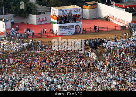 Congrès aérien de foule Réunion publique Sonia Gandhi, Parc Shivaji, Dadar, Bombay, Mumbai, Maharashtra, Inde, Asie Banque D'Images