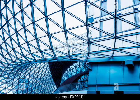 La conception du toit, centre commercial MyZeil, Frankfurt am Main, Hesse, Allemagne Banque D'Images