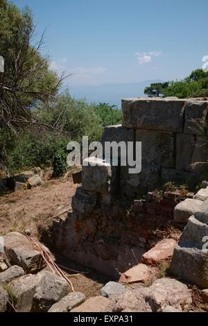 Tindari, le nord-est de la Sicile : ruines gréco-romain. Le monastère est célèbre pour la statue de la Vierge Noire Banque D'Images