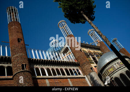 Cathédrale de Mejorada del Campo, Madrid, construit par Justo Gallego Martinez. religion religieux église bâtiment Banque D'Images