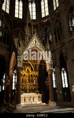 Votivkirche eglise votive autel principal Vienne Autriche Banque D'Images