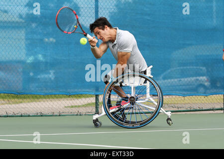 Centre de tennis de Nottingham, Nottingham, Royaume-Uni. 16 juillet, 2015. En tennis en fauteuil roulant du Canada. Du coup droit de Gustavo Fernandez (ARG) : Action de Crédit Plus Sport/Alamy Live News Banque D'Images