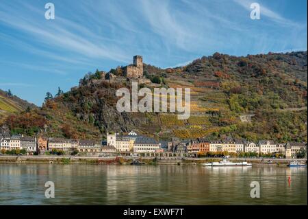 Rhin avec Kaub et Château Gutenfels, Rhénanie-Palatinat, Allemagne Banque D'Images