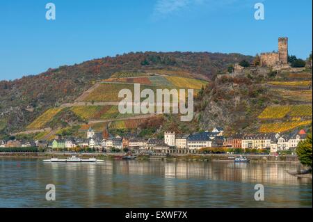 Rhin avec Kaub et Château Gutenfels, Rhénanie-Palatinat, Allemagne Banque D'Images