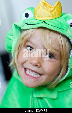 Fille avec costume de grenouille Banque D'Images