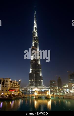 Burj Khalifa, Dubaï de nuit Banque D'Images