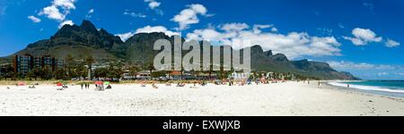 La montagne de la table, douze apôtres et Camps Bay, Cape Town, Afrique du Sud Banque D'Images