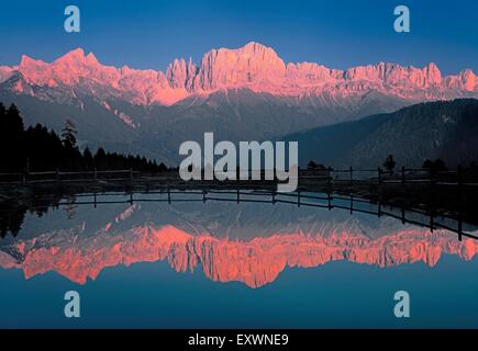 L'humeur du soir à Tierser Tal, le Tyrol du Sud, Italie Banque D'Images