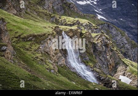 Cascade, Nationalpark Hohe Tauern, Haute route alpine du Grossglockner, Autriche, Europe Banque D'Images