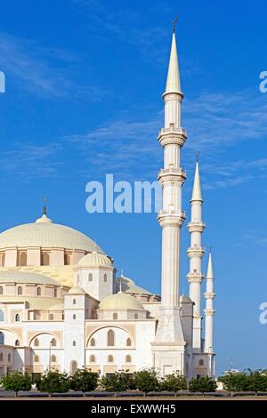 Nouvelle Mosquée, Fujairah, Émirats Arabes Unis Banque D'Images