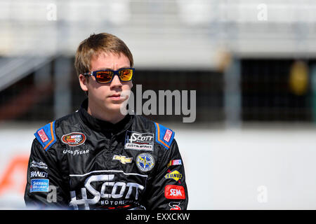 Loudon, NH, USA. 17 juillet, 2015. Loudon, NH - 17 juil 2015 : Scott Heckert (34) prend la piste pour l'organisation des services du site 70 au New Hampshire Motor Speedway de Loudon, NH. Credit : csm/Alamy Live News Banque D'Images