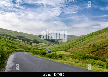 Route à travers des creux de Bowland, Lancashire, Angleterre Banque D'Images