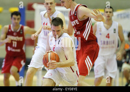 Lignano, Italie. 18 juillet, 2015. Serbie Marko du Guduric au cours de la demi-finale de basket-ball match entre la Serbie et la Turquie de l'U20 European Championship Men 2015 Pala Getur sports hall of Lignano le samedi 18 juillet 2015. Banque D'Images