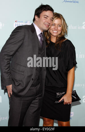 Nancy Juvonen et Jimmy Fallon au Los Angeles premiere de 'Il est juste pas qu'en vous". Banque D'Images