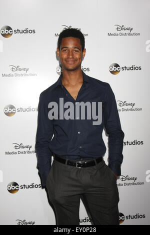 ABC International Upfronts 2015 comprend : Alfred Enoch Où : Burbank, California, United States Quand : 18 mai 2015 Banque D'Images