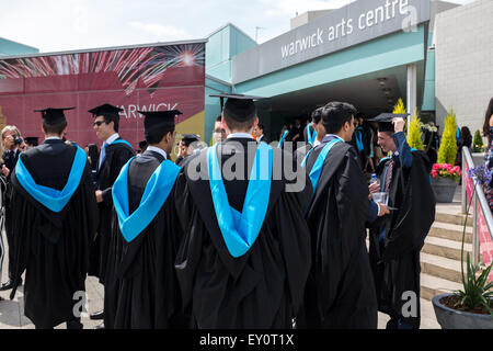 Les diplômés de 2015 à l'Université de Warwick Banque D'Images