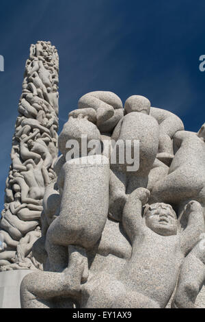 La Norvège, Oslo. Parc Vigeland (aka Vigelandsparken ou parc Frogner), mettant en vedette les œuvres de Gustav Vigeland. Banque D'Images