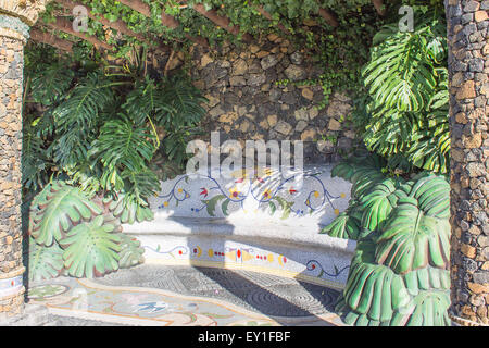 Le Parc de La Glorieta artistique à La Palma. La conception est fortement influencé par Gaudi combinée avec les plantes locales de l'île. Banque D'Images