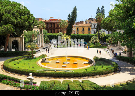 La Villa Bellini, Laberinto Biscari, parc public à la mémoire de Vincenzo Bellini, le célèbre musicien et compositeur de Catane, Banque D'Images