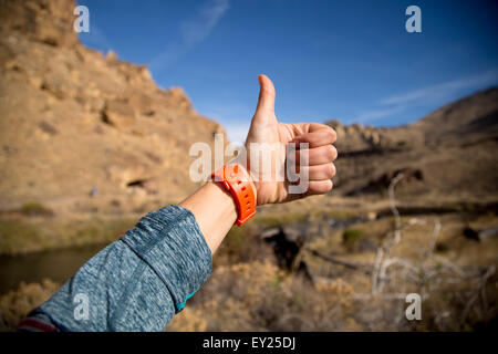 Thumbs up, Smith Rock State Park, Oregon, États-Unis Banque D'Images