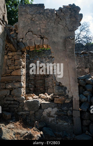 Chambre ruines en Micro Horio, Tilos. Banque D'Images