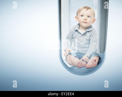 Caucasian baby in test tube 3d Banque D'Images